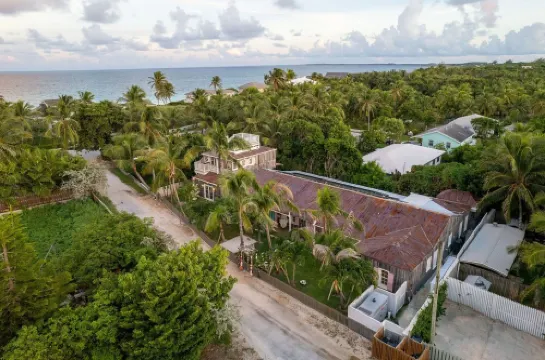 Newly Renovated Retro Designer Bungalow 200' from Beach w/ VW Bus Grill & Pool