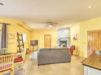 Tucson Home w/ Patio - Near Outdoor Adventure Hotels in Tanque Verde