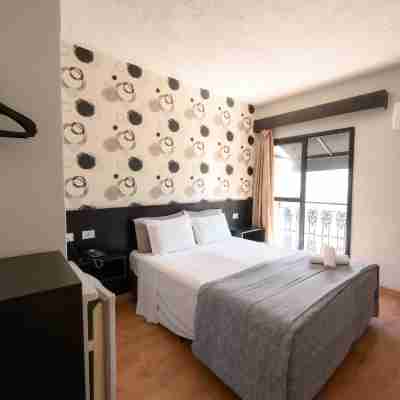 Hotel Colonial Rooms