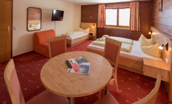 T3 Alpenhotel Garfrescha