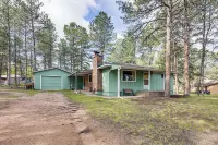 1 Mi to Town: Woodland Park Home w/ Yard! - 2-Star