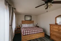 View Crest Lodge Hotels in Trinidad