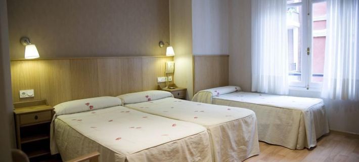 Hostal Orejas Hotels in Leon