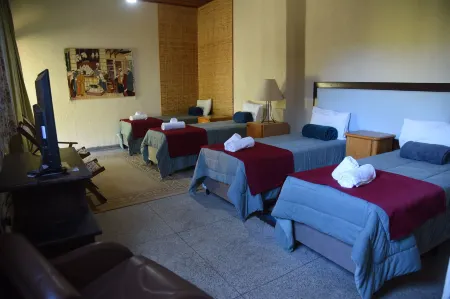 Pousada Realeza Atibaia Отели в г. Атибая