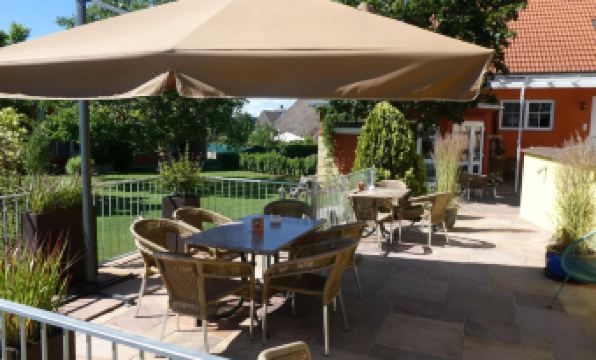 Hotel & Gästehaus Im Ziegelweg Garni