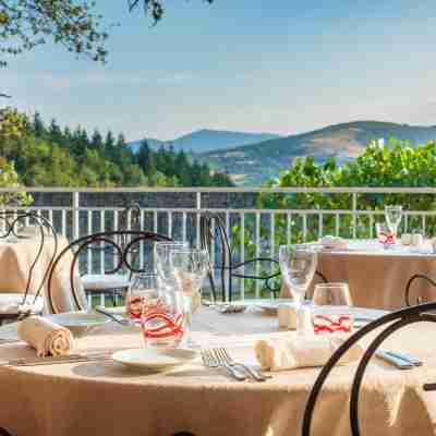 Auberge du Lac Dining/Meeting Rooms