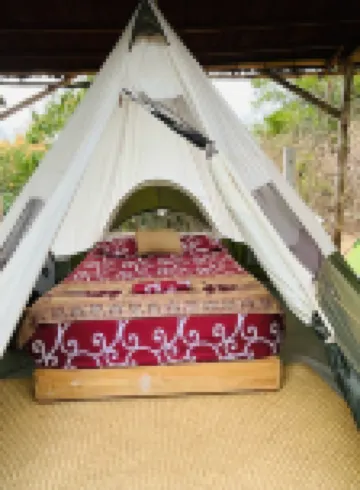 Bajo Las Estrellas Eco Glamping