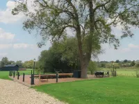Bee Hive Hotels near Barnsdale Gardens