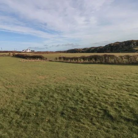 Fferm Porthdafarch South Farm House