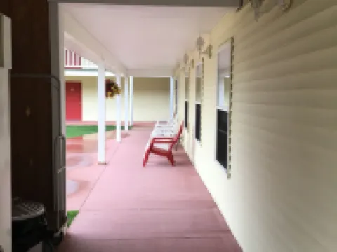 The Beach Inn Motel Hotels in Munising