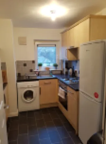 Bathgate Contractor and Business Apartment
