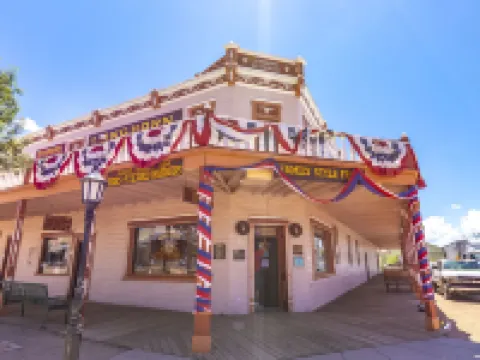 聖荷塞墓碑屋酒店 圖姆斯頓酒店