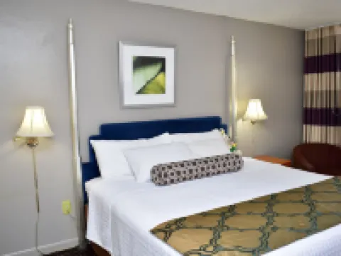 Twi-Lite Inn Hotels in Warren County