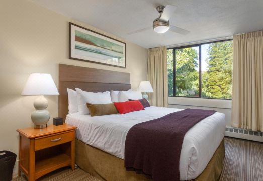 3. 웨스트 코스트 ..