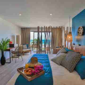 Orient Beach Hotel Rooms