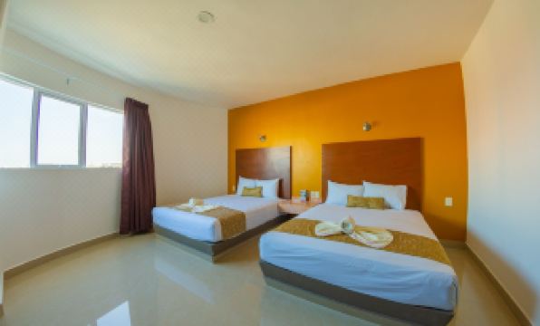 Hotel Maria del Rocio - Housity