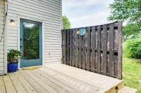 1 Mi to Boardwalk: Convenient North Beach Apt!