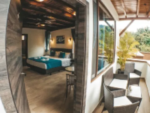 Toucan Platinum Suites Aparthotel Hoteles en Mindo