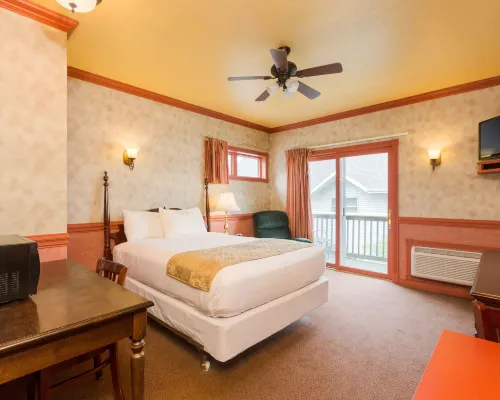 The Blue Heron Inn Hotels in La Porte