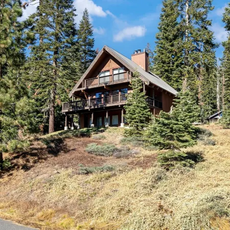 Overlooking Beautiful Bear Lake VH#318 by Bear Valley Vacation Rentals