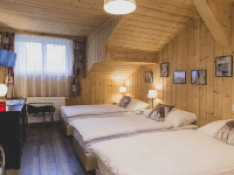 ポワント ド ジナル アイエのホテル