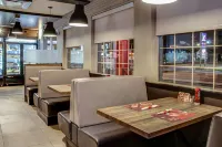 Hôtel-Motel Normandin Alma Hotels in Alma