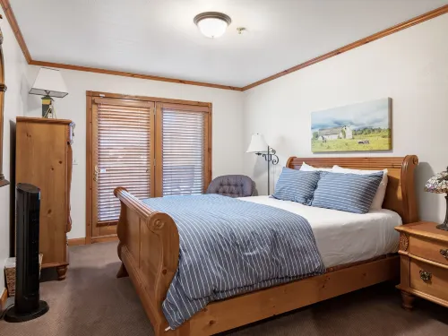 Family Getaway-Pool, Hot Spring, Scuba & Ice Castles 727 Home