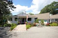 The Lodge on the Cove