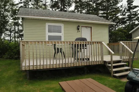 North Rustico Motel & Cottages Отели в г. Север Растико