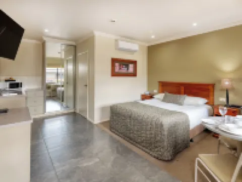 The Saltbush Motor Inn Hotels in Hay