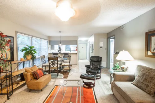 Forest View Two Bedroom, Two Bath Condo on Lake Ouachita, Steps Away from Pool and Spa. by RedAwning Hotels in Mount Ida