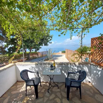 Beautiful House Located on a Hill in Samos Island, 400 m from an Organized Beach