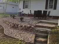 Charming 3-bedroom house with AC, WiFi in pleasant Hardwick Hotels in Rock County