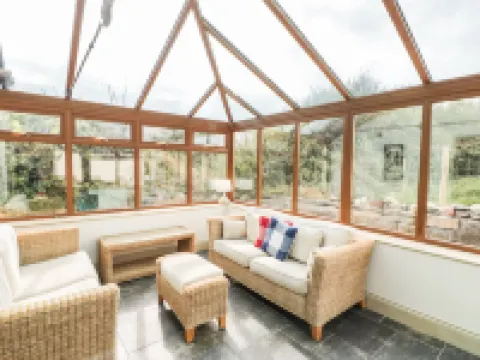 Manaros Cottage