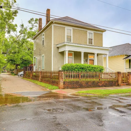 Walk to Downtown Historic Home in Mobile