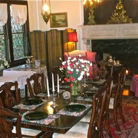 Whistler's Inn