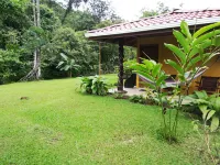 Hotel Catarata Río Celeste - Mountain view