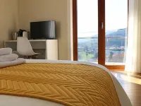 Villa Tavares Guest Houses Hotels in Arouca