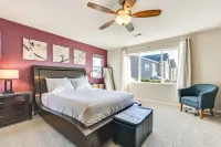 Spacious Kent Home Near SeaTac Airport with Patio Hotels in Kent