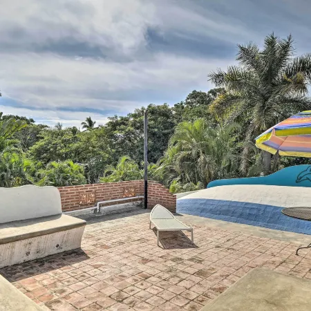Sayulita Condo Walk to Beach, Plaza and Dining!