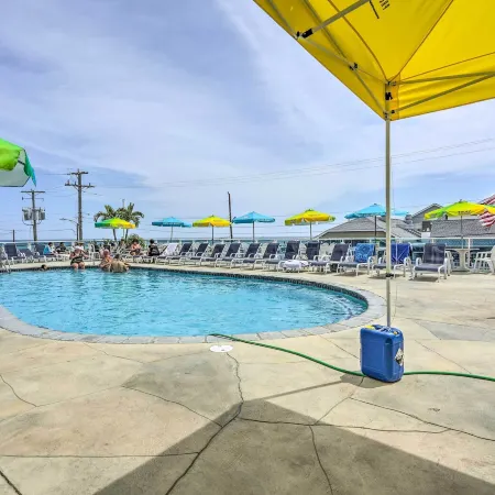 North Wildwood Condo - Beach Across Street!