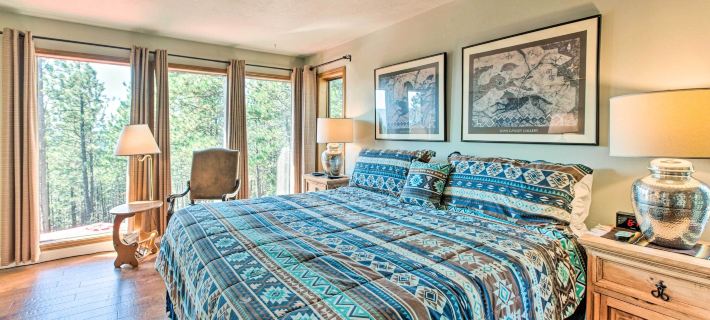 Hot Tub, Game Room: Spacious Angel Fire Retreat! Hotels in Colfax County