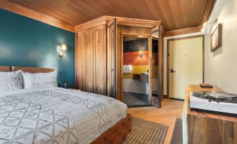Wolfe's Hotel Moab
