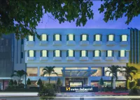 Swiss Belhotel Manokwari Hotel dekat Masjid Nurul Hasanah FANINDI
