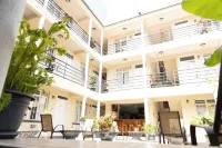 La Maison 29 Hotels in Canefield