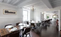 The French Partridge, - breakfast