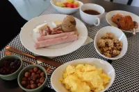 Hôtel le Prieuré - breakfast