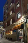 Hostal Boutique Es Portalet Hotels near El Monestir