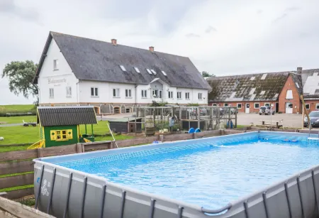 Hohenwarte Marskens Bondegårdsferie Отели в г. Hojer