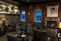 Grand Harbor Inn Hotel di Camden